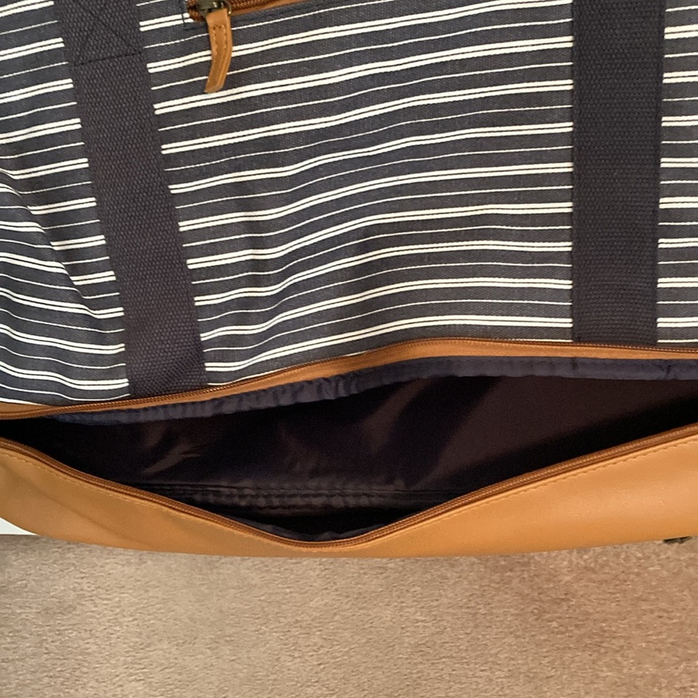 Large Striped Weekender Bag - Picture 5 of 7